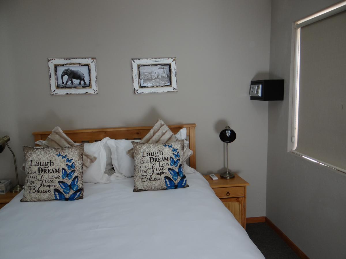 La Paix Guesthouse Beaufort West Kültér fotó