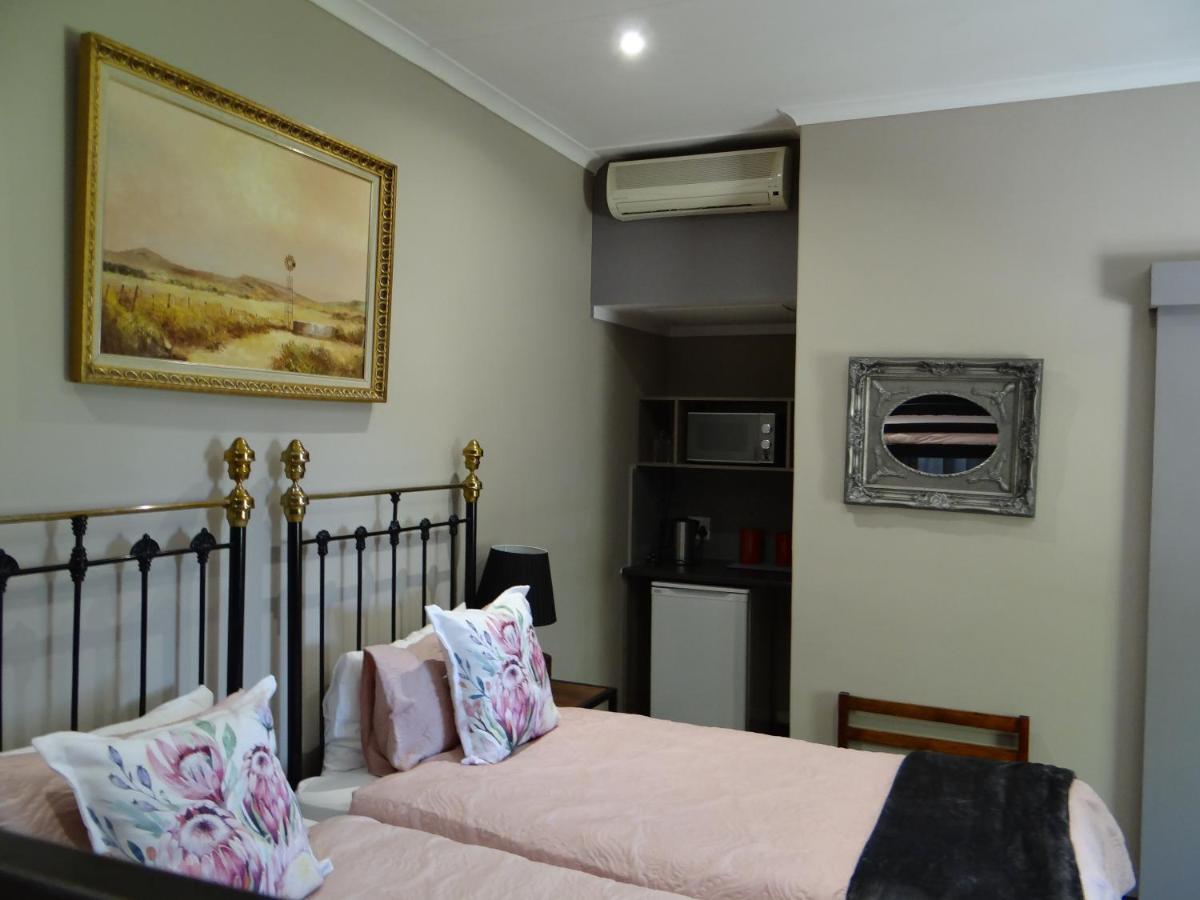 La Paix Guesthouse Beaufort West Kültér fotó