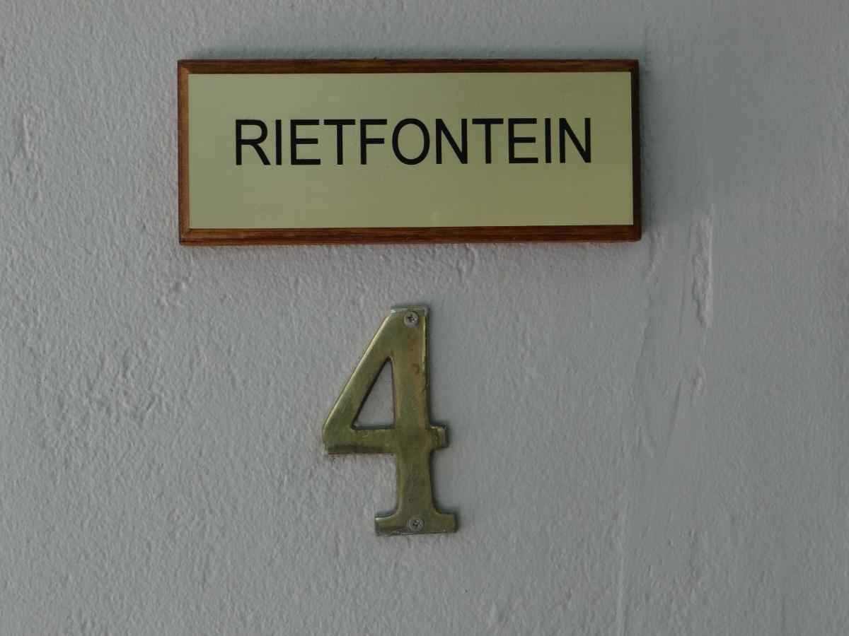 La Paix Guesthouse Beaufort West Kültér fotó