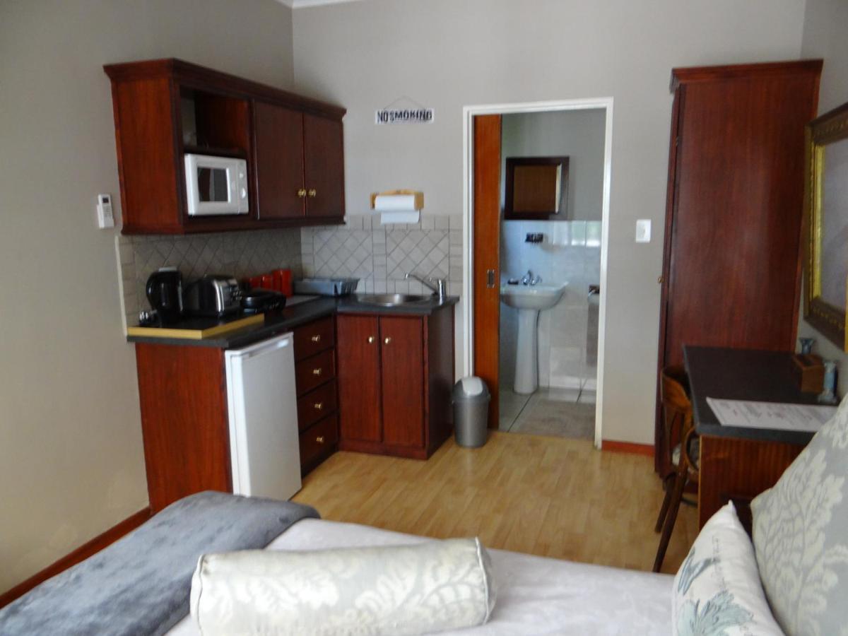 La Paix Guesthouse Beaufort West Kültér fotó